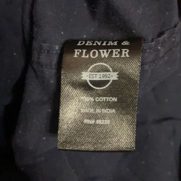 Button Up Short Sleeve USA Small Boys - Picture 4 of 5